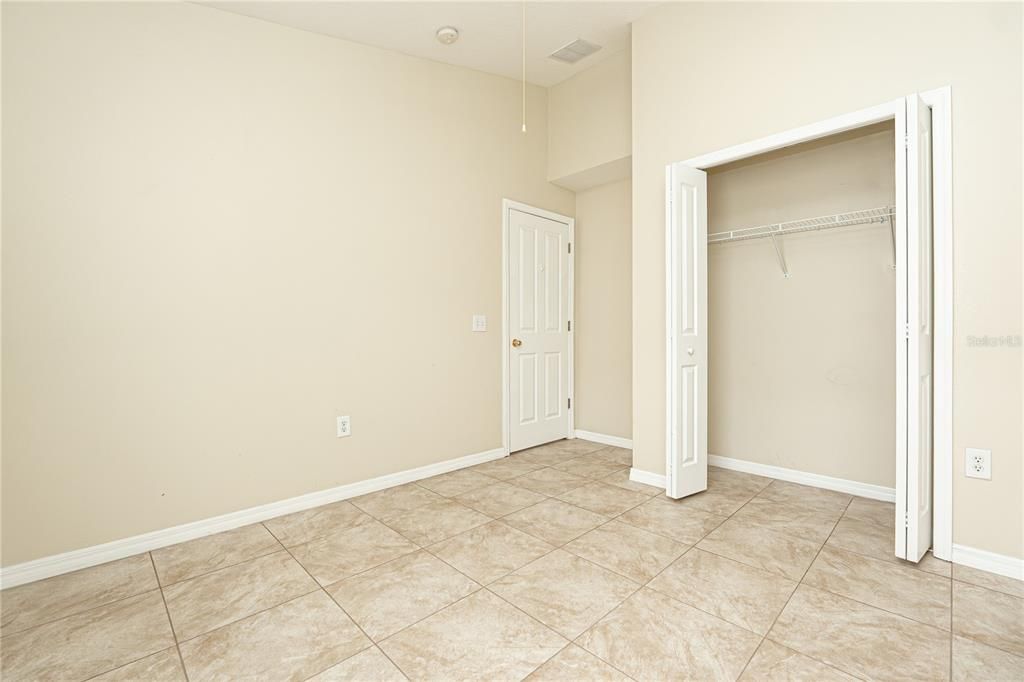 For Rent: $2,350 (4 beds, 2 baths, 1688 Square Feet)