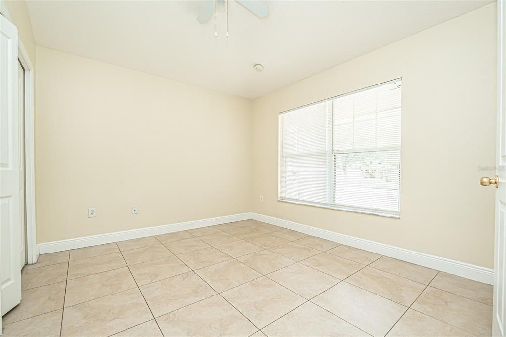 For Rent: $2,350 (4 beds, 2 baths, 1688 Square Feet)