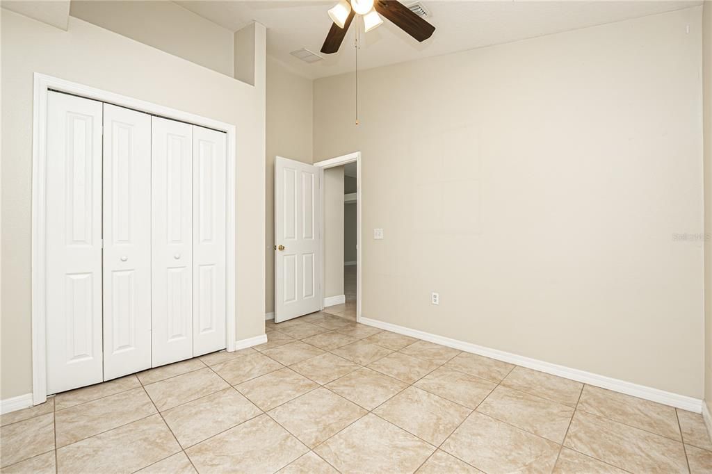 For Rent: $2,350 (4 beds, 2 baths, 1688 Square Feet)