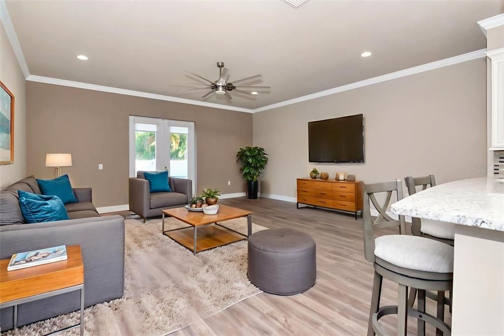 For Sale: $749,000 (3 beds, 2 baths, 2000 Square Feet)