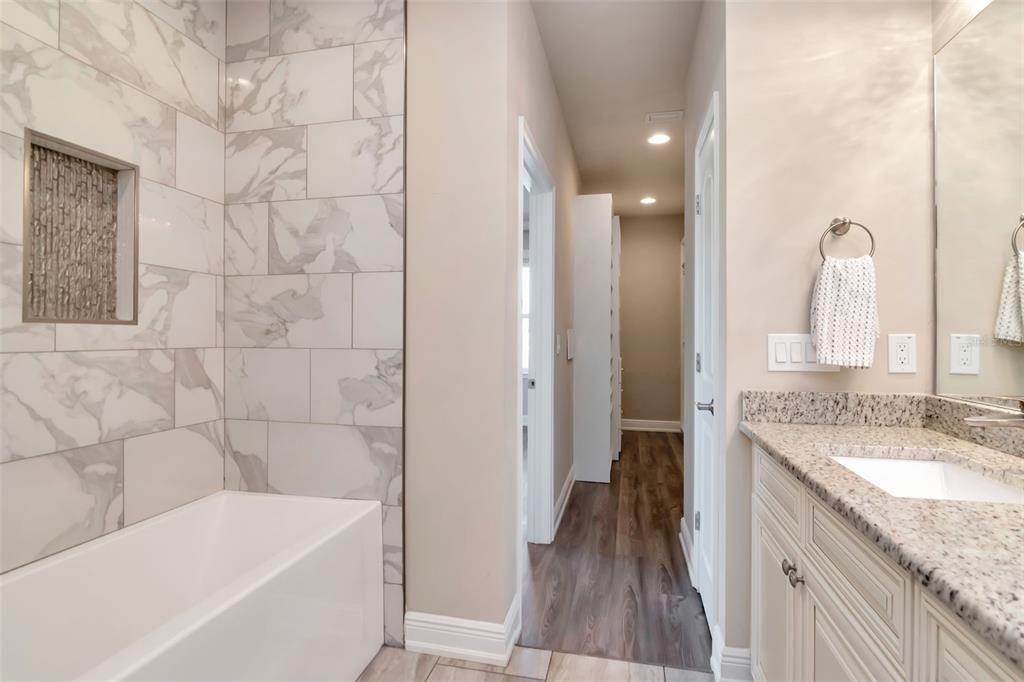 For Sale: $749,000 (3 beds, 2 baths, 2000 Square Feet)