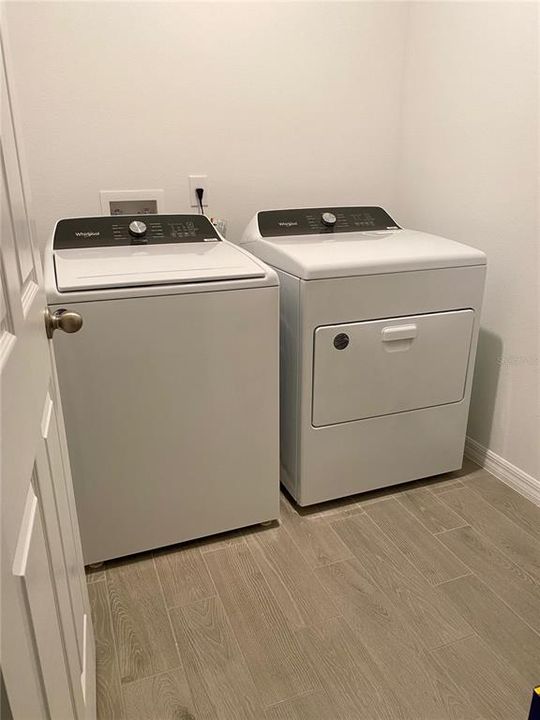 For Rent: $2,000 (4 beds, 2 baths, 1840 Square Feet)