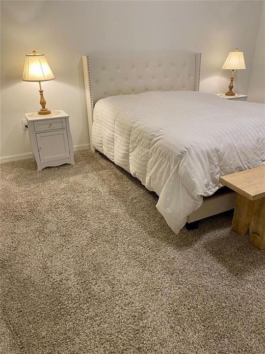 For Rent: $2,000 (4 beds, 2 baths, 1840 Square Feet)