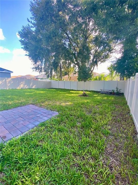 For Rent: $2,000 (4 beds, 2 baths, 1840 Square Feet)