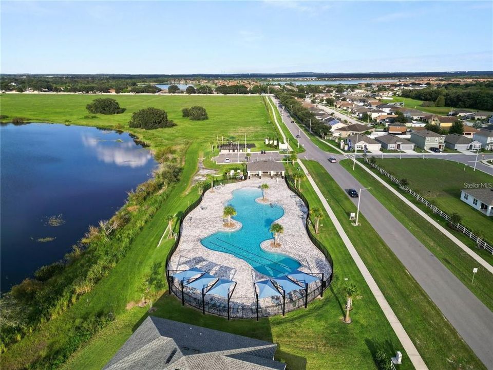 For Rent: $2,000 (4 beds, 2 baths, 1840 Square Feet)