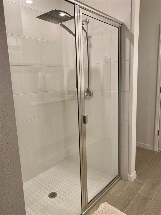 For Rent: $2,000 (4 beds, 2 baths, 1840 Square Feet)