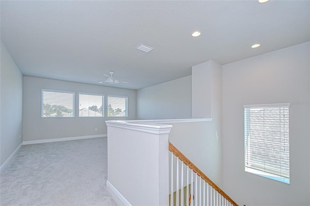 На продажу: $675,000 (5 спален, 4 ванн, 3369 Квадратных фут)