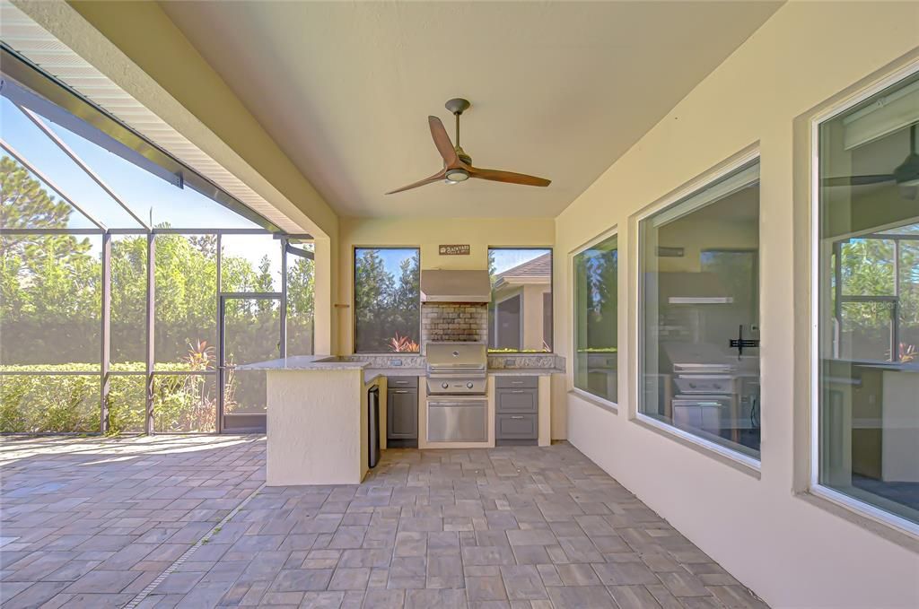 На продажу: $675,000 (5 спален, 4 ванн, 3369 Квадратных фут)