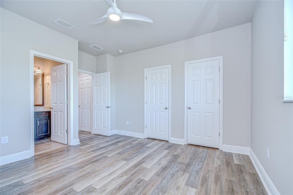 На продажу: $675,000 (5 спален, 4 ванн, 3369 Квадратных фут)