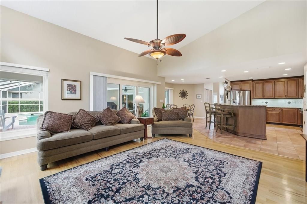 待售: $1,000,000 (4 贝兹, 2 浴室, 2986 平方英尺)