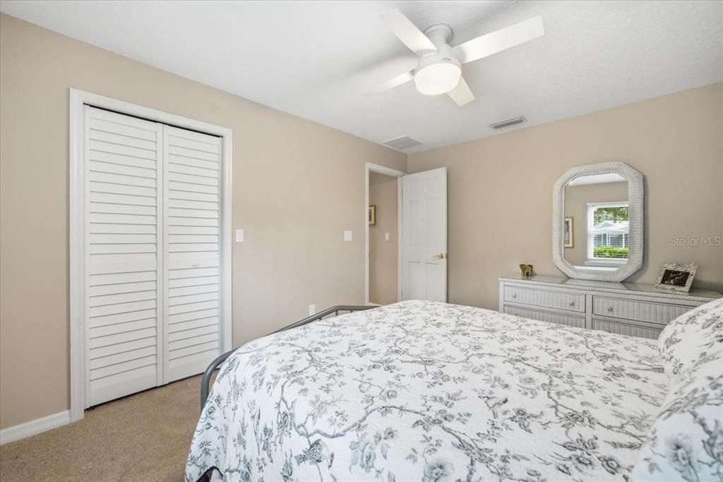 待售: $1,000,000 (4 贝兹, 2 浴室, 2986 平方英尺)