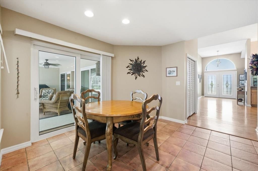 待售: $1,000,000 (4 贝兹, 2 浴室, 2986 平方英尺)