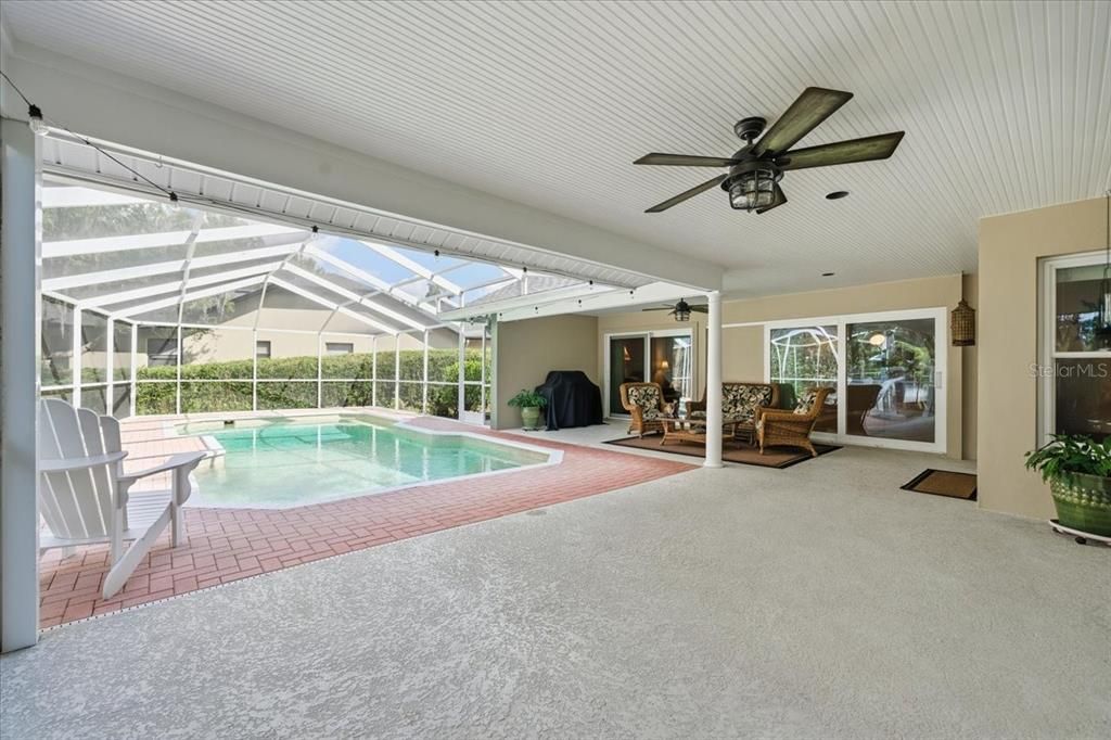 待售: $1,000,000 (4 贝兹, 2 浴室, 2986 平方英尺)