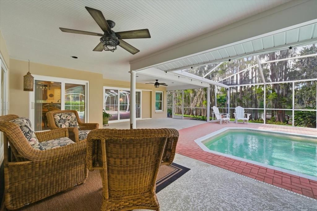 待售: $1,000,000 (4 贝兹, 2 浴室, 2986 平方英尺)