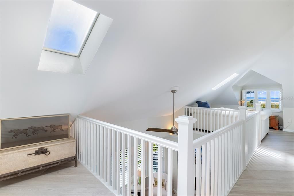 На продажу: $5,500,000 (3 спален, 4 ванн, 3351 Квадратных фут)