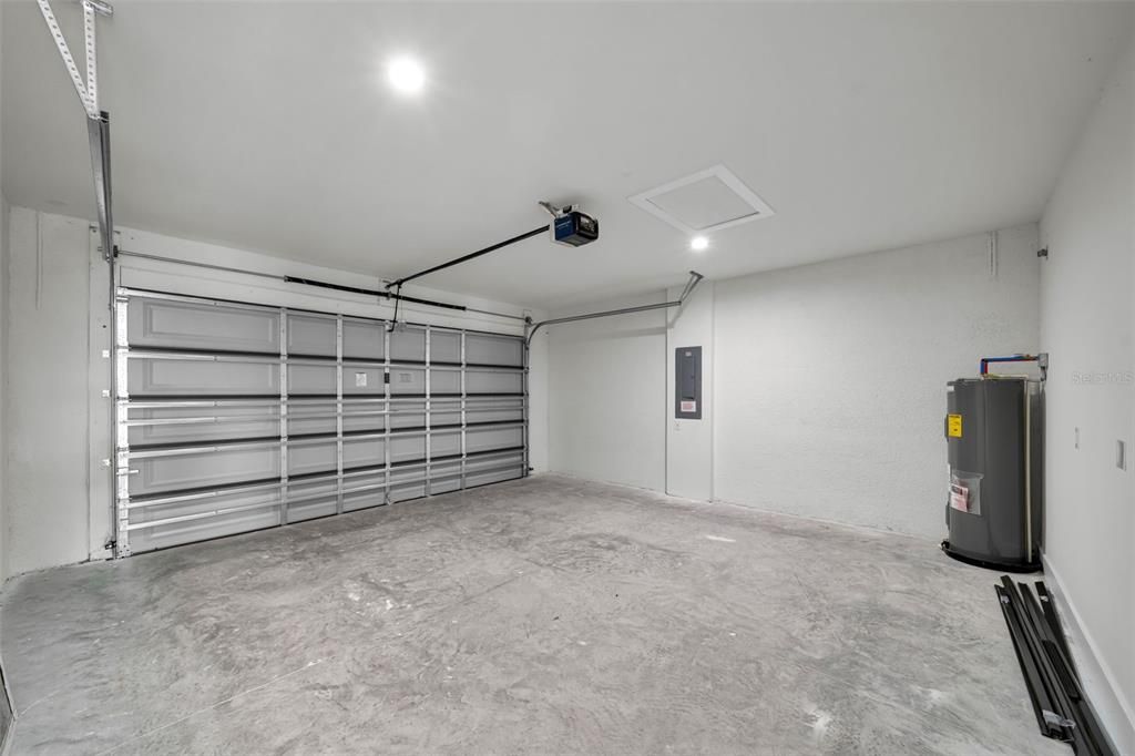 For Sale: $480,000 (3 beds, 2 baths, 1839 Square Feet)