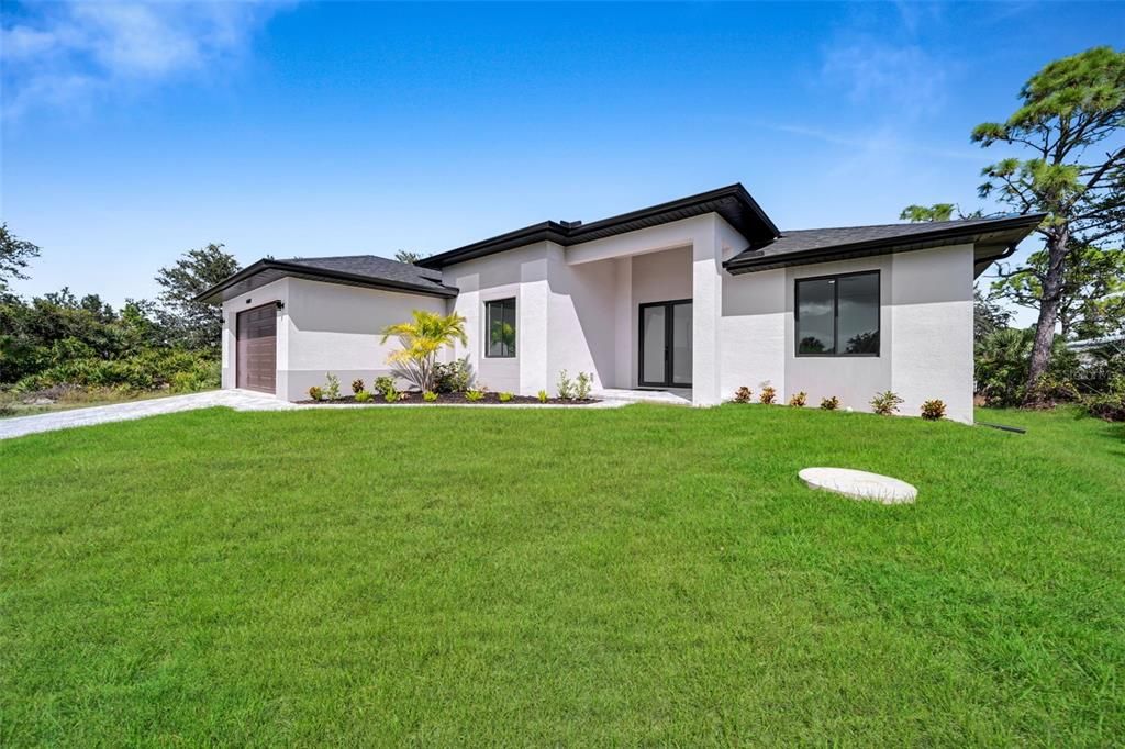 For Sale: $480,000 (3 beds, 2 baths, 1839 Square Feet)