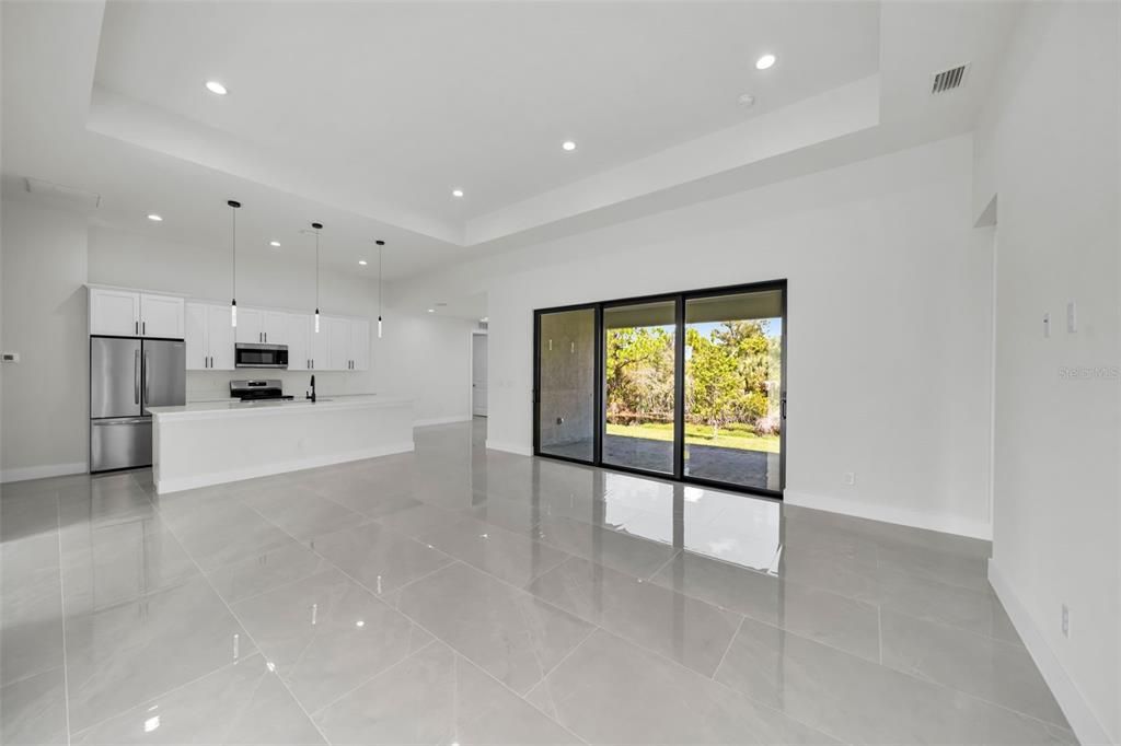 For Sale: $480,000 (3 beds, 2 baths, 1839 Square Feet)