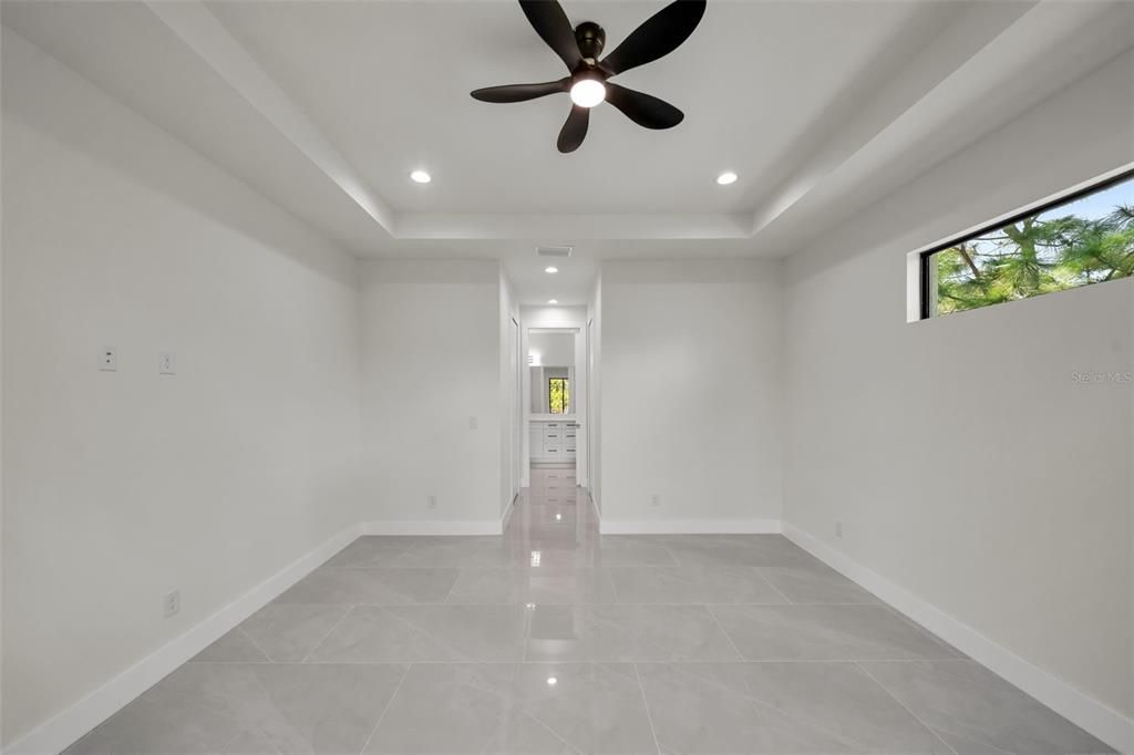 For Sale: $480,000 (3 beds, 2 baths, 1839 Square Feet)