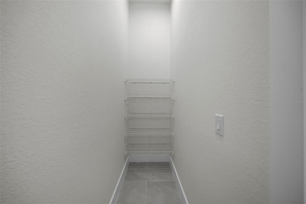 For Sale: $480,000 (3 beds, 2 baths, 1839 Square Feet)