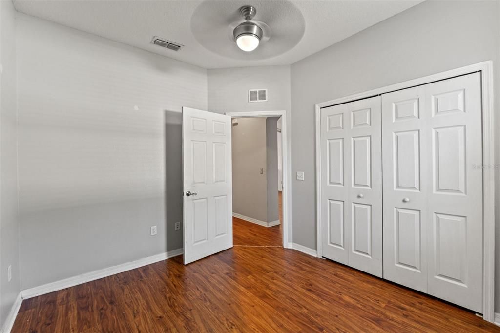 Active With Contract: $275,000 (3 beds, 2 baths, 1537 Square Feet)