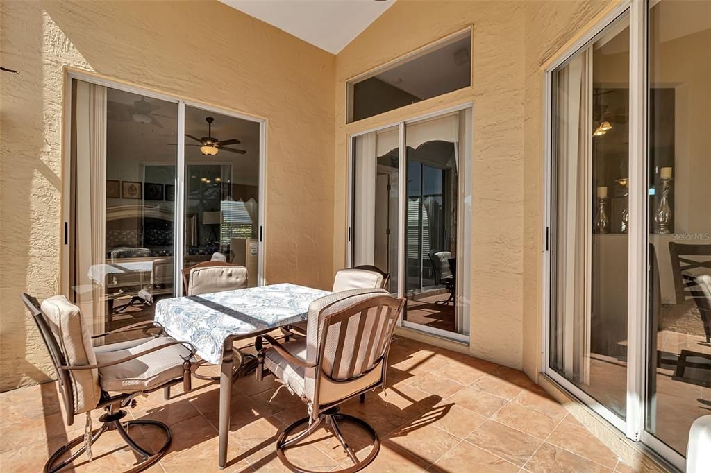 For Sale: $449,900 (4 beds, 2 baths, 1933 Square Feet)