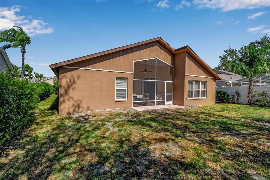 For Sale: $449,900 (4 beds, 2 baths, 1933 Square Feet)