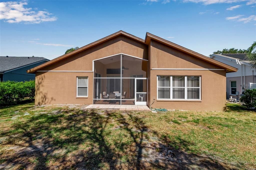 For Sale: $449,900 (4 beds, 2 baths, 1933 Square Feet)