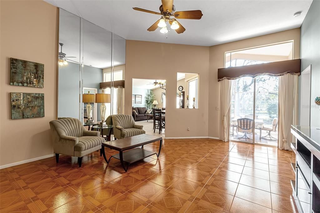 For Sale: $449,900 (4 beds, 2 baths, 1933 Square Feet)