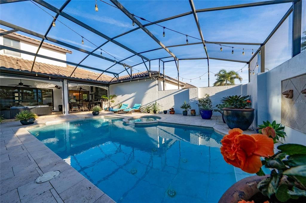 En Venta: $1,629,000 (5 camas, 3 baños, 3967 Pies cuadrados)