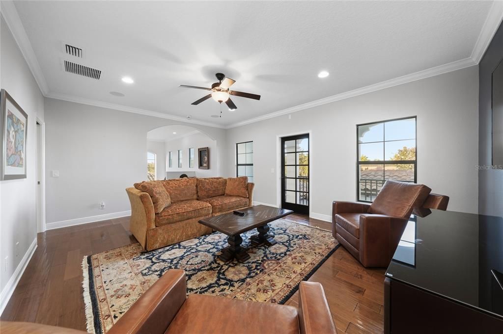 En Venta: $1,629,000 (5 camas, 3 baños, 3967 Pies cuadrados)