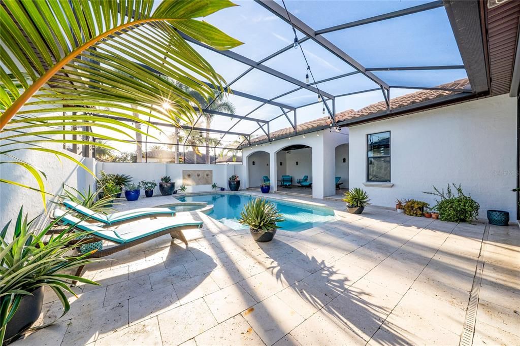 En Venta: $1,629,000 (5 camas, 3 baños, 3967 Pies cuadrados)