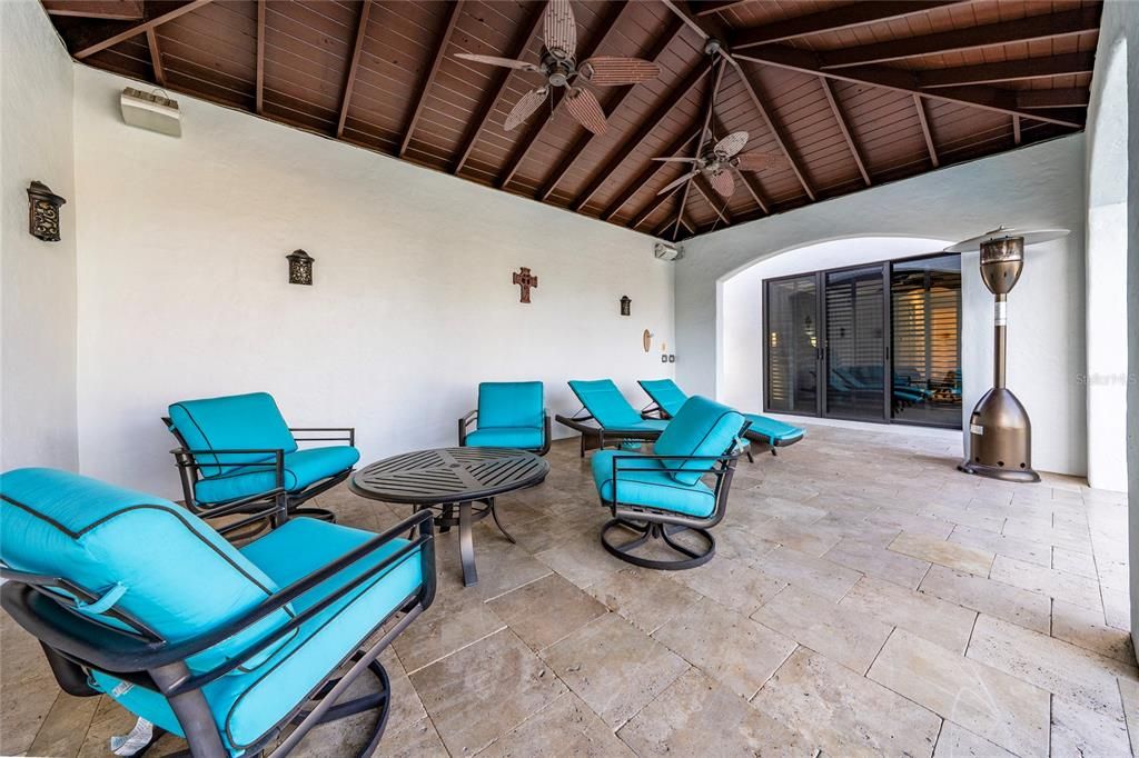 En Venta: $1,629,000 (5 camas, 3 baños, 3967 Pies cuadrados)