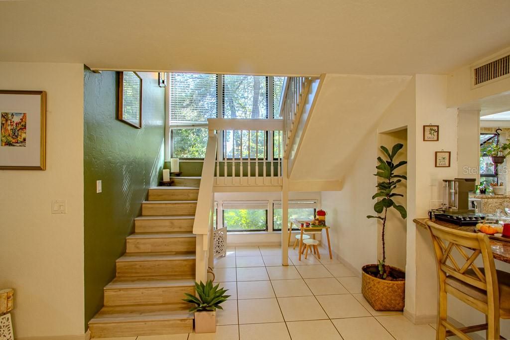 Active With Contract: $485,000 (4 beds, 3 baths, 2444 Square Feet)