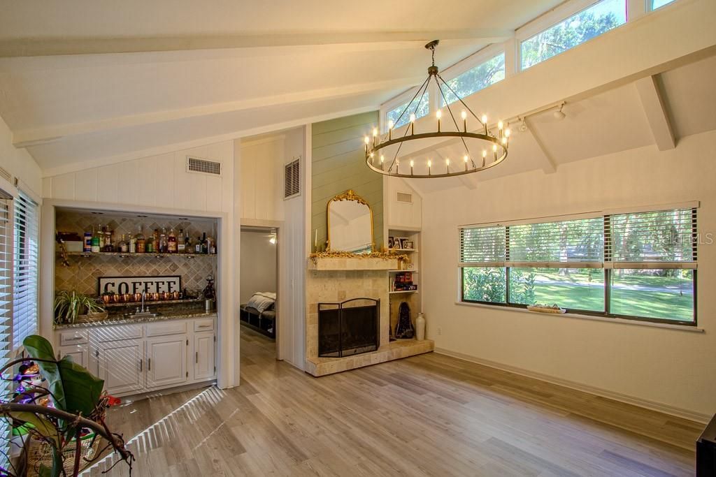 Active With Contract: $485,000 (4 beds, 3 baths, 2444 Square Feet)