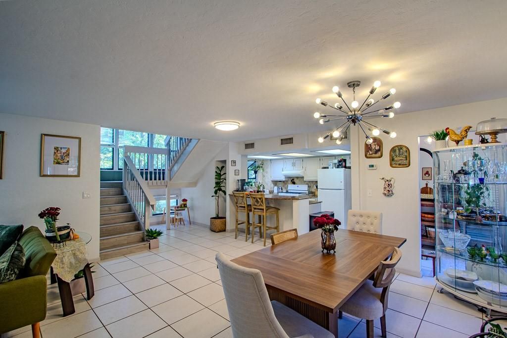 Active With Contract: $485,000 (4 beds, 3 baths, 2444 Square Feet)