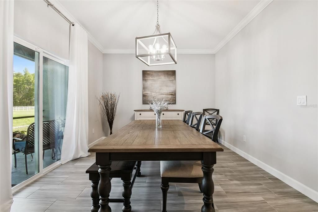 For Sale: $495,000 (3 beds, 2 baths, 2319 Square Feet)