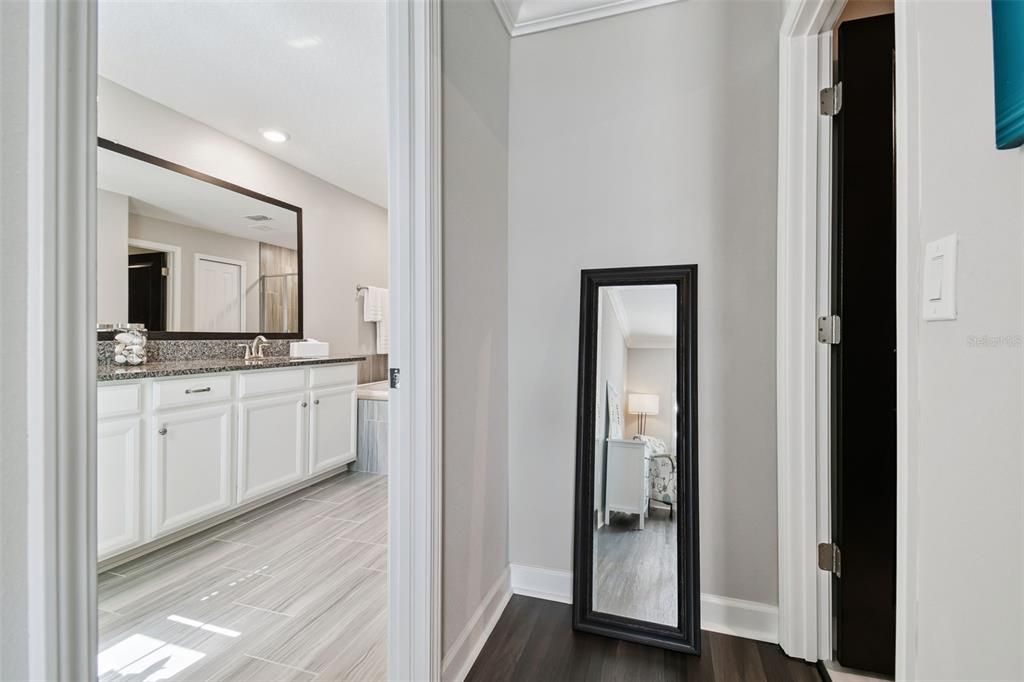 For Sale: $495,000 (3 beds, 2 baths, 2319 Square Feet)