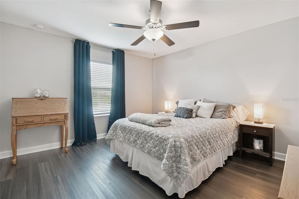 For Sale: $495,000 (3 beds, 2 baths, 2319 Square Feet)