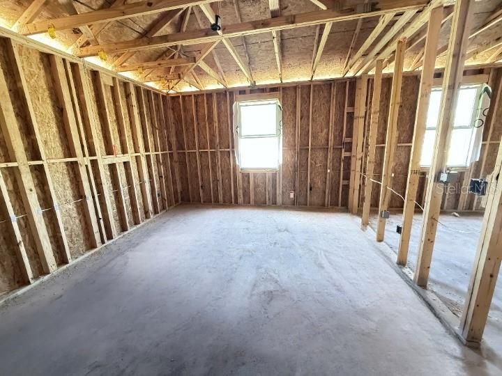 合同活跃: $379,990 (3 贝兹, 2 浴室, 1709 平方英尺)