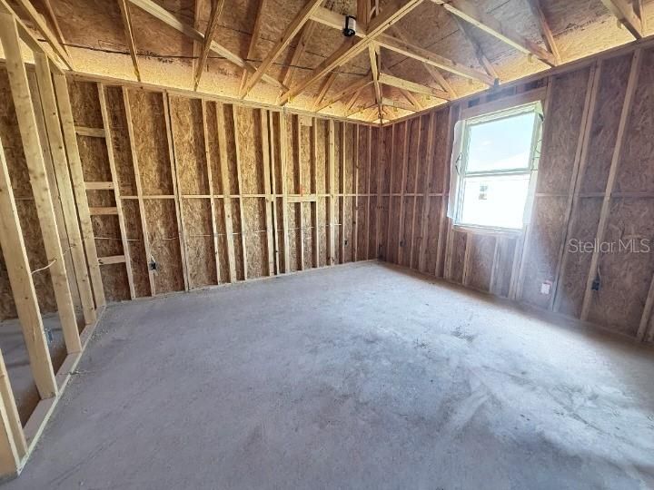 合同活跃: $379,990 (3 贝兹, 2 浴室, 1709 平方英尺)