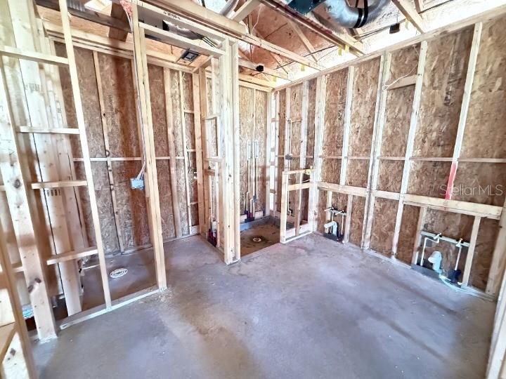 合同活跃: $379,990 (3 贝兹, 2 浴室, 1709 平方英尺)