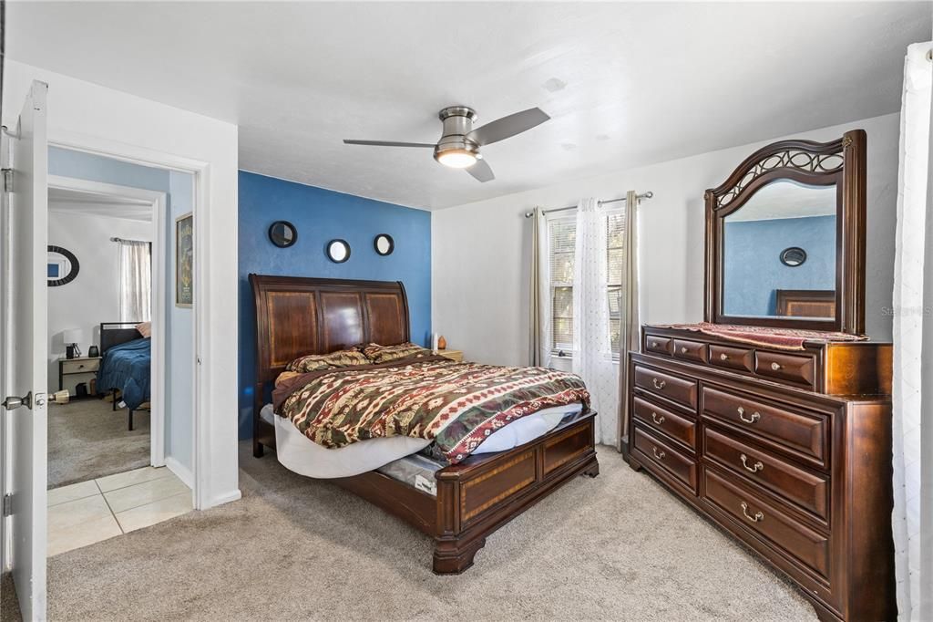 For Sale: $226,900 (3 beds, 2 baths, 1066 Square Feet)