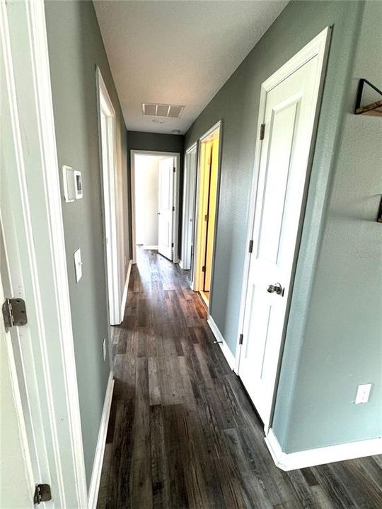 For Rent: $2,700 (5 beds, 2 baths, 2264 Square Feet)