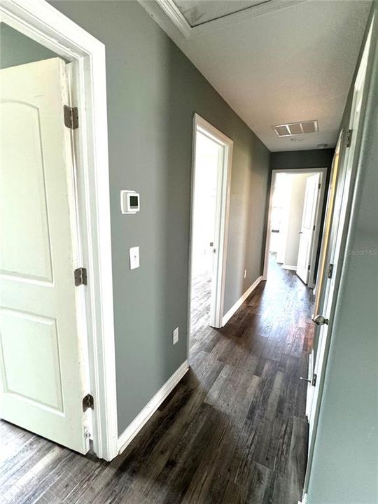 For Rent: $2,700 (5 beds, 2 baths, 2264 Square Feet)