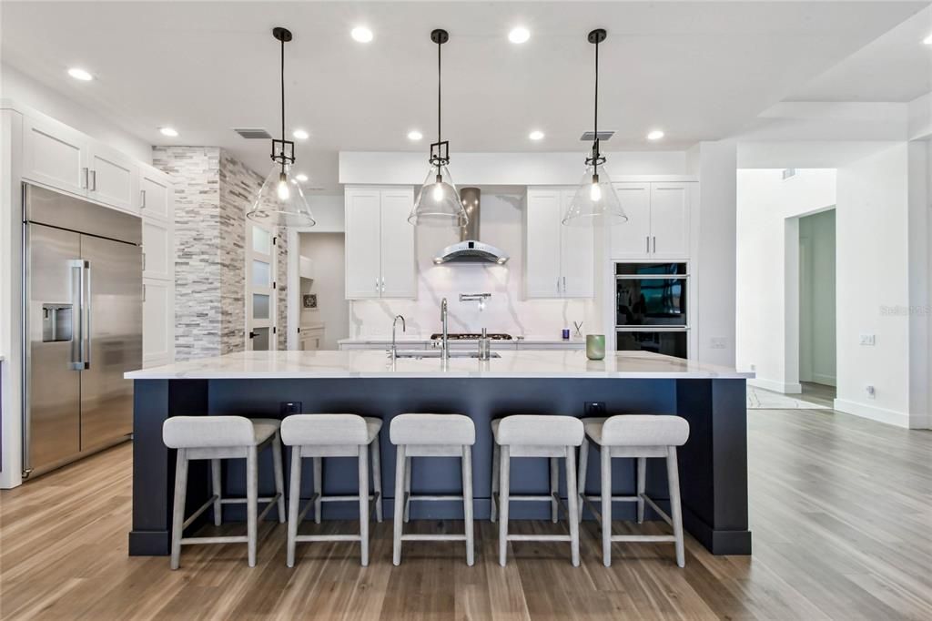 Active With Contract: $2,777,000 (4 beds, 3 baths, 3646 Square Feet)