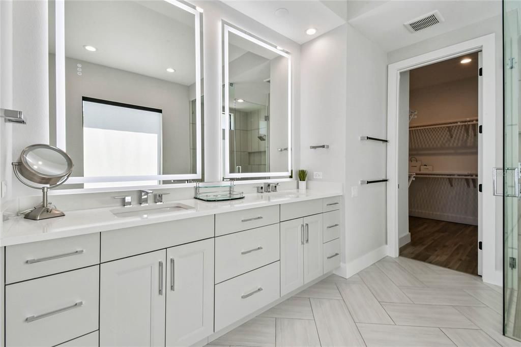 Active With Contract: $2,777,000 (4 beds, 3 baths, 3646 Square Feet)