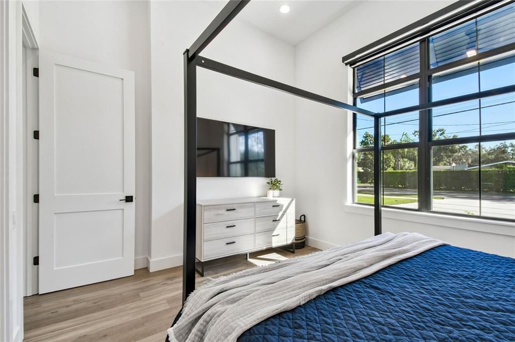 Active With Contract: $2,777,000 (4 beds, 3 baths, 3646 Square Feet)