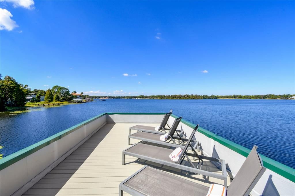 Active With Contract: $2,777,000 (4 beds, 3 baths, 3646 Square Feet)