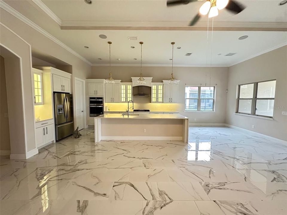 For Rent: $4,500 (4 beds, 3 baths, 2306 Square Feet)